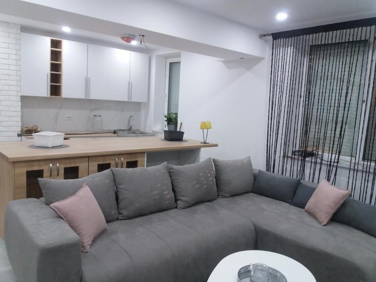Apart Eric Apartment Calafat Exterior photo